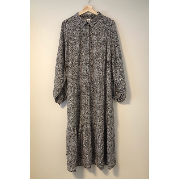 H&M Dresses & Skirts - NWT H&M Button Front Maxi Dress